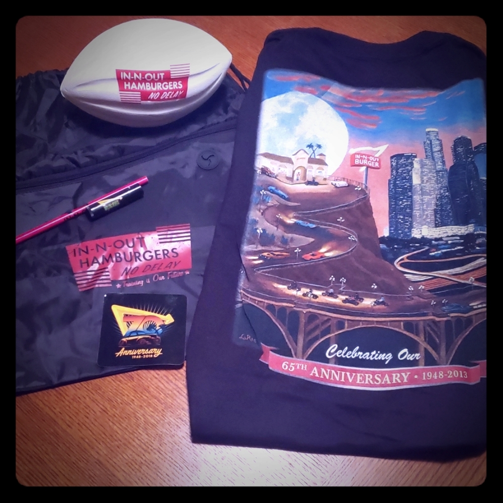 🖤FUN PACK! NWT INO T-Shirt/Backpack/Football🖤